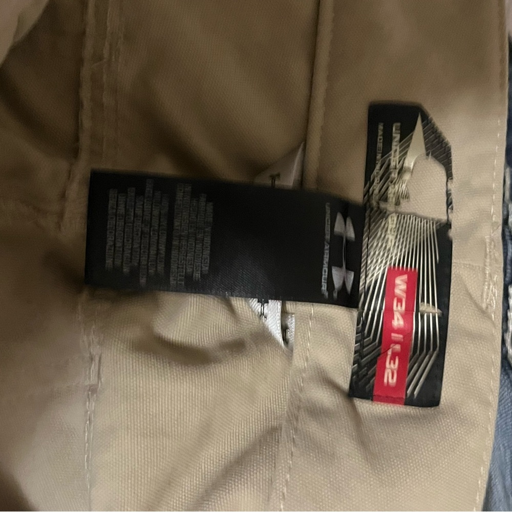 Under Armour Men's Khaki Chinos